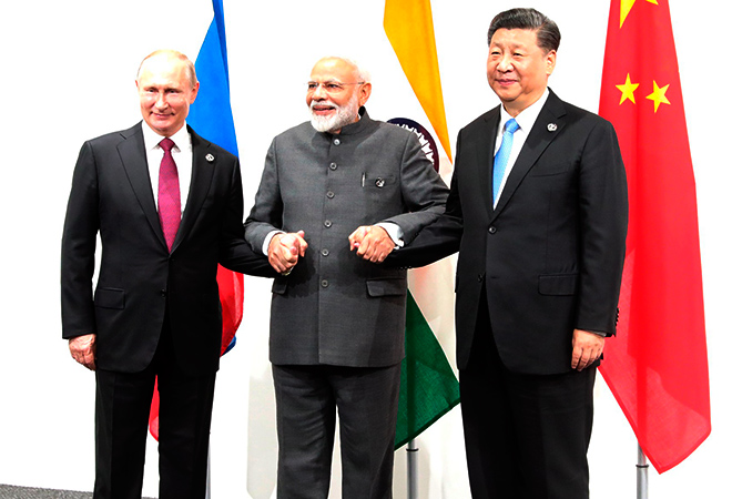 India’s Strategic Juggling Between the US, China and Russia By Dr Muhammad Shabbir